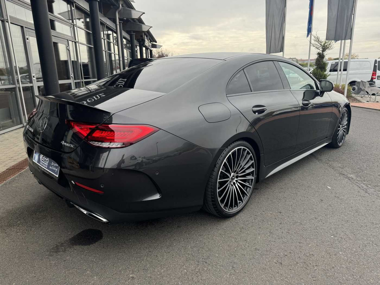 Mercedes-Benz CLS 400d AMG+Burmester+AirM+360+ Memory+Night - Lengvasis automobilis: foto 4 Mercedes-Benz CLS 400d AMG+Burmester+AirM+360+ Memory+Night - Lengvasis automobilis: foto 4