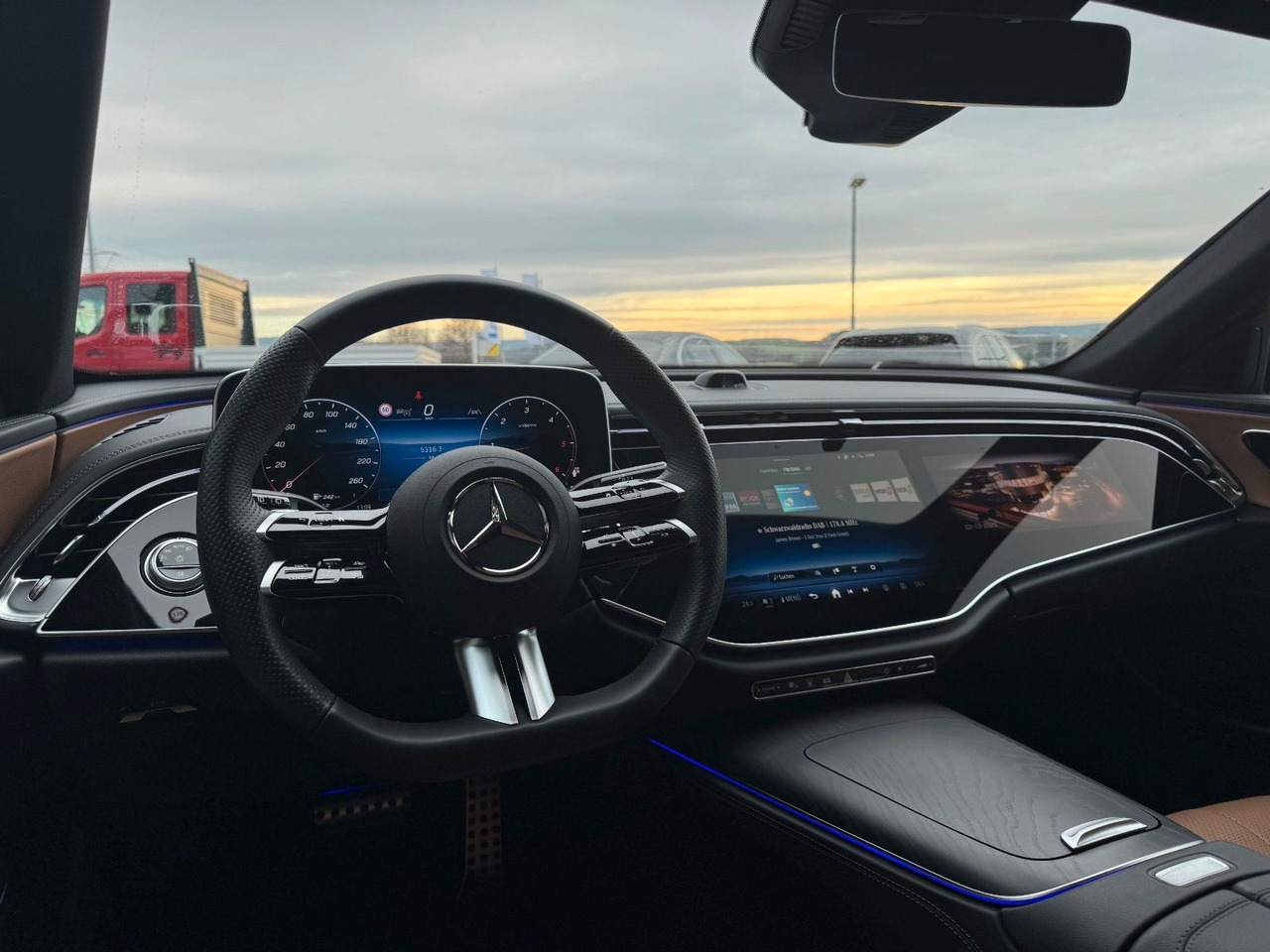 Mercedes-Benz E 220d T AMG+Hyperscreen+Leder+AHK+DistrPro+STH - Universalas: foto 4 Mercedes-Benz E 220d T AMG+Hyperscreen+Leder+AHK+DistrPro+STH - Universalas: foto 4