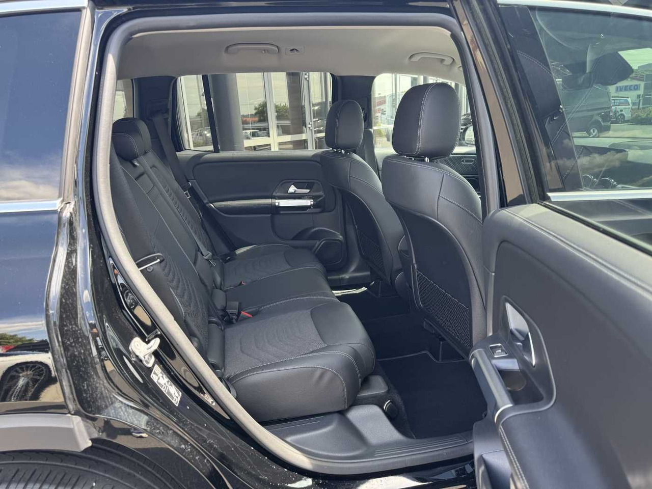 Visureigis Mercedes-Benz GLB 180 Progressive+AHK+RKamera+LED+ IHC+DAB: foto 7