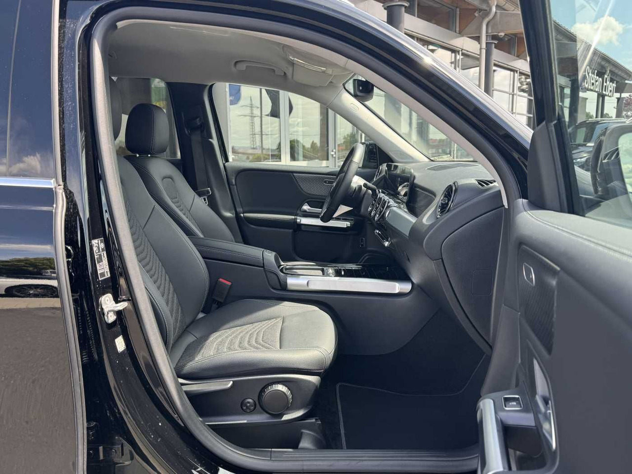 Visureigis Mercedes-Benz GLB 180 Progressive+AHK+RKamera+LED+ IHC+DAB: foto 6