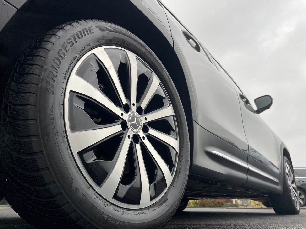 Mercedes-Benz GLB 220 d 4MATIC Progressive AHK+Memory+Pano+360 - Visureigis: foto 5 Mercedes-Benz GLB 220 d 4MATIC Progressive AHK+Memory+Pano+360 - Visureigis: foto 5