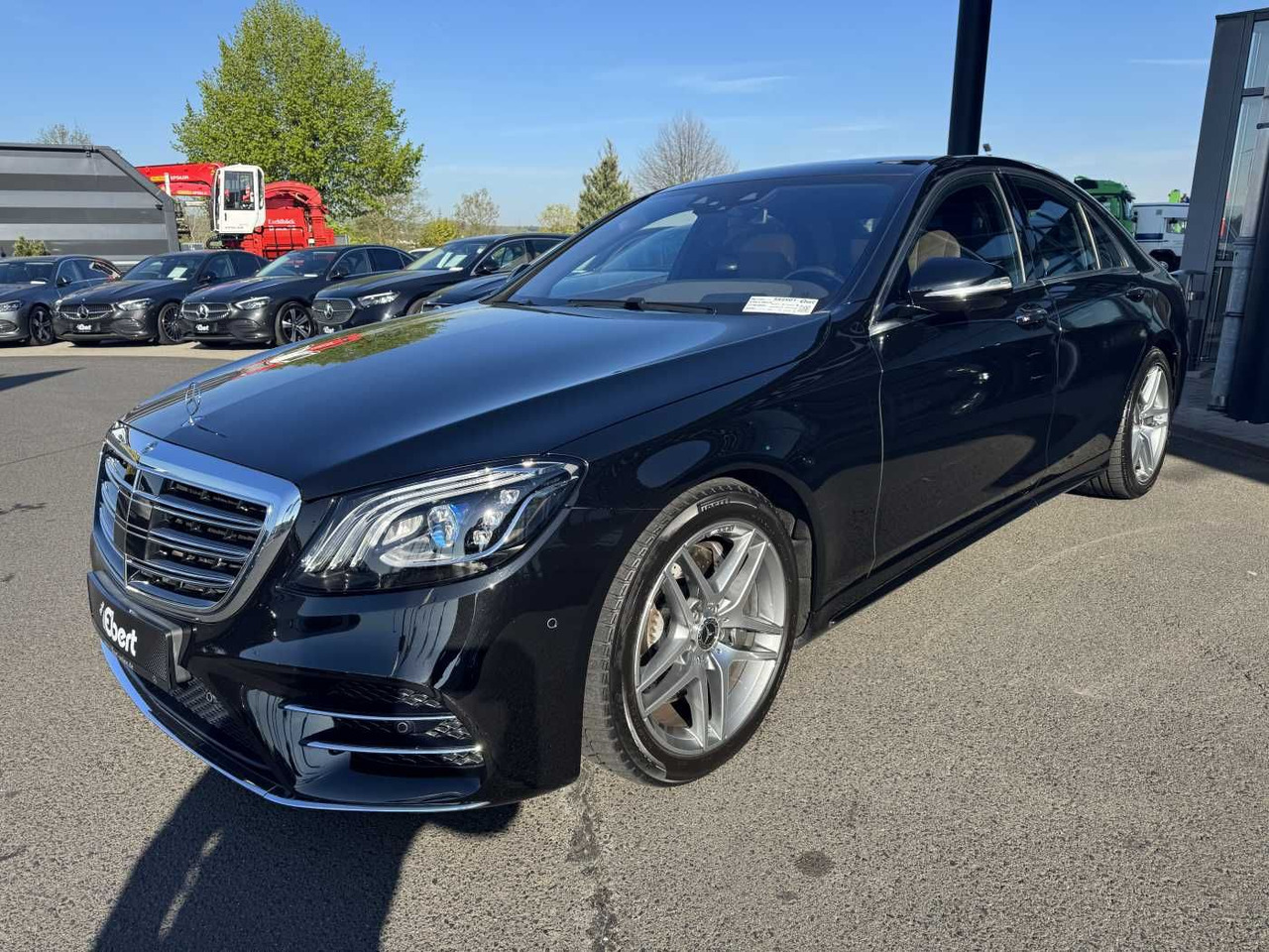 Mercedes-Benz S 400d 4M AMG+Pano+Burm+Distr+Massage+ HUD - Sedanas: foto 2 Mercedes-Benz S 400d 4M AMG+Pano+Burm+Distr+Massage+ HUD - Sedanas: foto 2