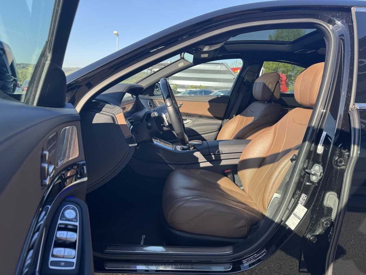 Mercedes-Benz S 400d 4M AMG+Pano+Burm+Distr+Massage+ HUD - Sedanas: foto 1 Mercedes-Benz S 400d 4M AMG+Pano+Burm+Distr+Massage+ HUD - Sedanas: foto 1