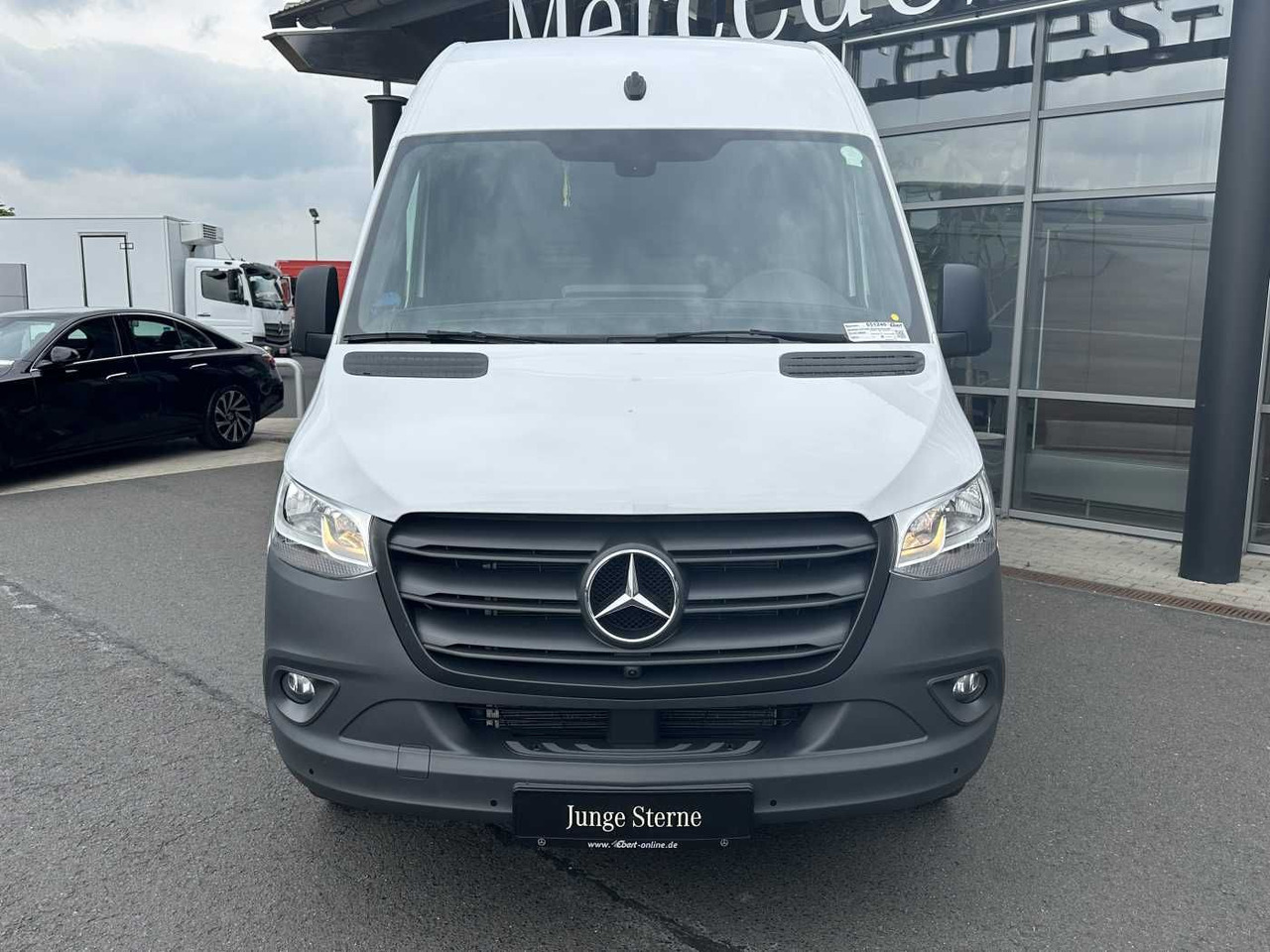 Mercedes-Benz Sprinter 317 CDI 3665 9G Klima 360 MBUX SHZ - Krovininis mikroautobusas: foto 2 Mercedes-Benz Sprinter 317 CDI 3665 9G Klima 360 MBUX SHZ - Krovininis mikroautobusas: foto 2