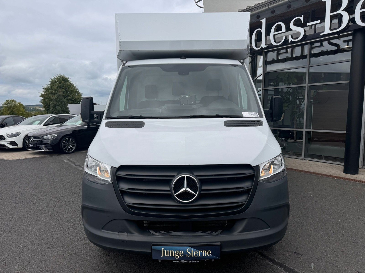 Mercedes-Benz Sprinter 317 CDI 4325 Koffer LBW Klima Kamera - Furgonas su krovinių dėže: foto 2 Mercedes-Benz Sprinter 317 CDI 4325 Koffer LBW Klima Kamera - Furgonas su krovinių dėže: foto 2