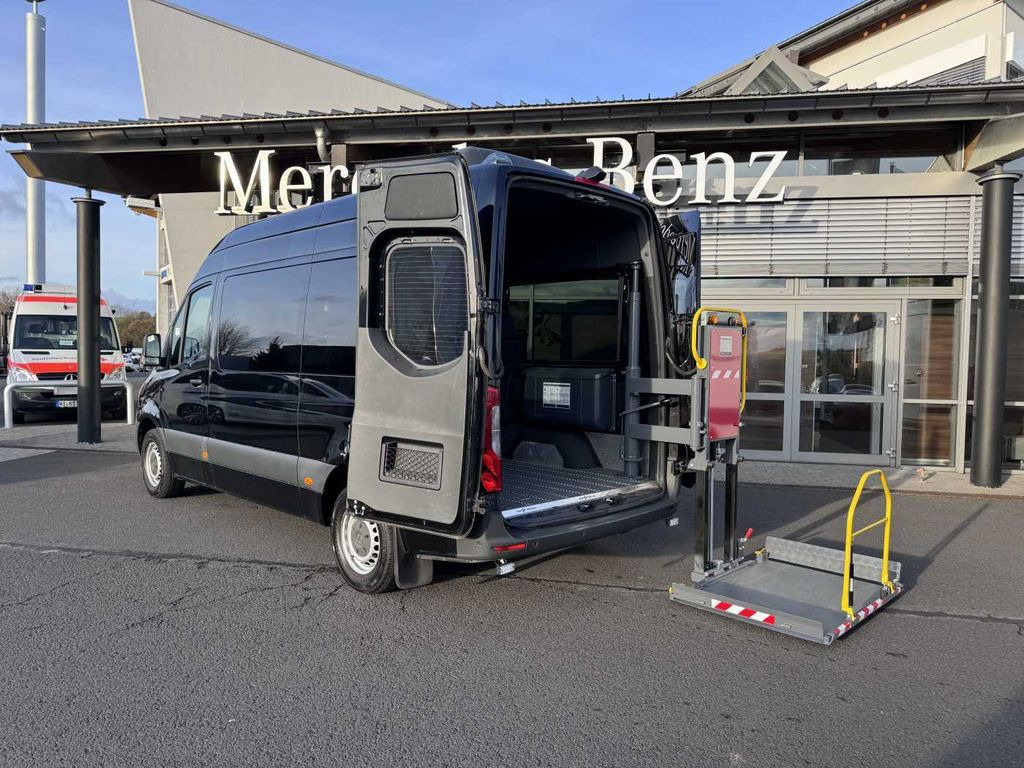 Mercedes-Benz Sprinter 317 CDI Rollstuhl-/Behinderten-Lift AMF Mercedes-Benz Sprinter 317 CDI Rollstuhl-/Behinderten-Lift AMF - Greitosios pagalbos automobilis: foto 1 Mercedes-Benz Sprinter 317 CDI Rollstuhl-/Behinderten-Lift AMF Mercedes-Benz Sprinter 317 CDI Rollstuhl-/Behinderten-Lift AMF - Greitosios pagalbos automobilis: foto 1