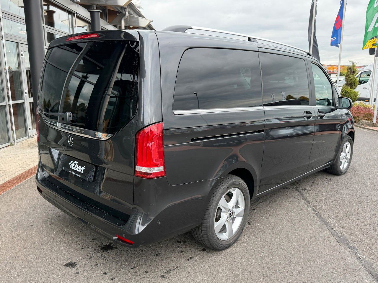 Mercedes-Benz V 250 AVANTGARDE ED AHK Tisch 6Sitze - Keleivinis furgonas: foto 4 Mercedes-Benz V 250 AVANTGARDE ED AHK Tisch 6Sitze - Keleivinis furgonas: foto 4