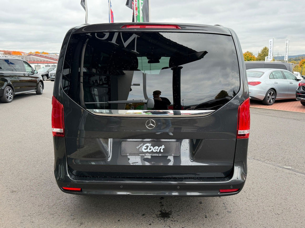 Mercedes-Benz V 250 AVANTGARDE ED AHK Tisch 6Sitze - Keleivinis furgonas: foto 5 Mercedes-Benz V 250 AVANTGARDE ED AHK Tisch 6Sitze - Keleivinis furgonas: foto 5