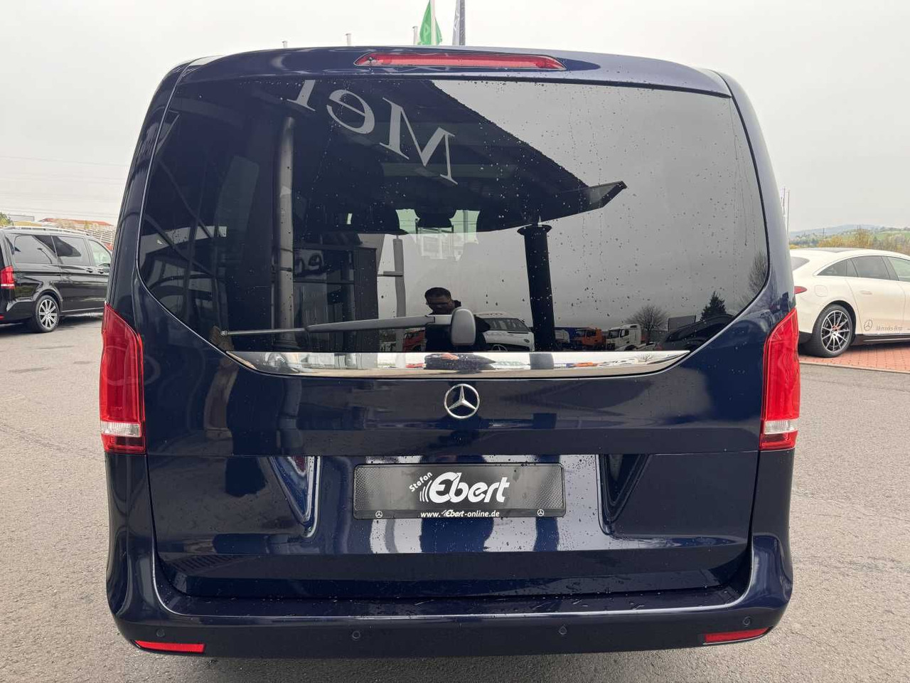Mercedes-Benz V 250 d AVA ED 4MATIC Panorama Tisch 360 Sound - Keleivinis furgonas: foto 5 Mercedes-Benz V 250 d AVA ED 4MATIC Panorama Tisch 360 Sound - Keleivinis furgonas: foto 5