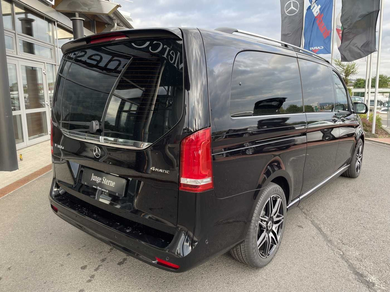 Mercedes-Benz V 300 d AVA 4MATIC AMG Kühlschrank AIRMATIC - Universalas: foto 4 Mercedes-Benz V 300 d AVA 4MATIC AMG Kühlschrank AIRMATIC - Universalas: foto 4