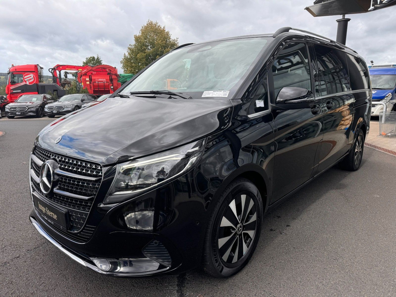 Mercedes-Benz V 300 d AVANTGARDE Extralang 360Kamera Standheiz - Keleivinis furgonas: foto 3 Mercedes-Benz V 300 d AVANTGARDE Extralang 360Kamera Standheiz - Keleivinis furgonas: foto 3