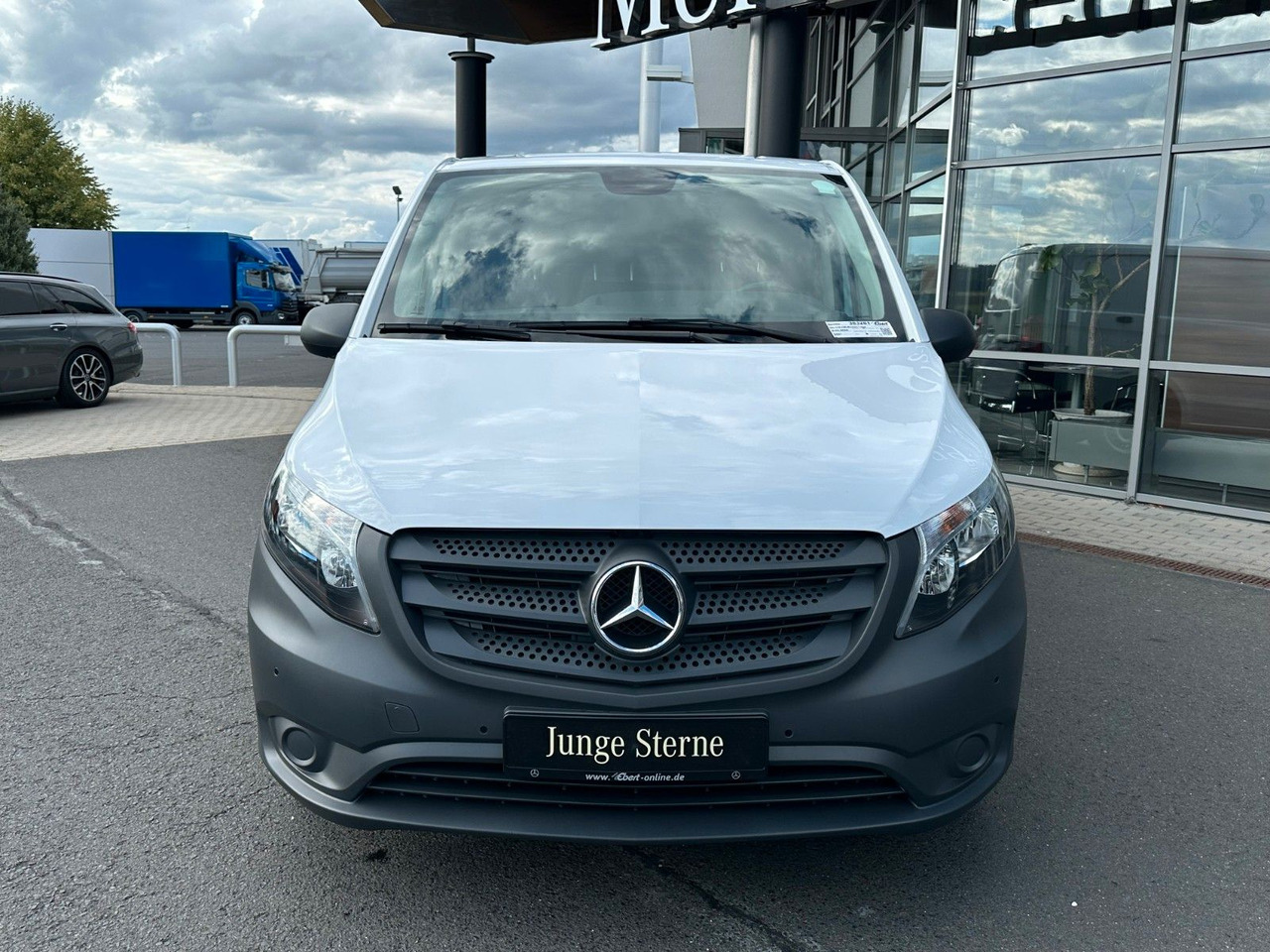 Mercedes-Benz Vito 116 CDI Klima Kamera Audio40 SHZ - Mažas furgonas: foto 2 Mercedes-Benz Vito 116 CDI Klima Kamera Audio40 SHZ - Mažas furgonas: foto 2