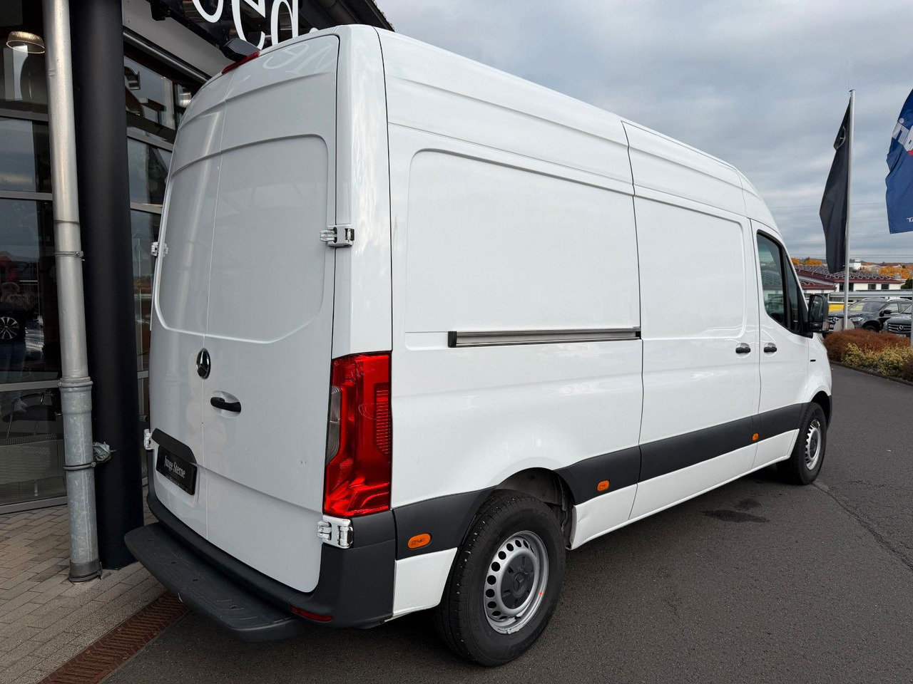 Mercedes-Benz eSprinter 312 Klima SHZ Kamera - Krovininis mikroautobusas, Elektrinis furgonas: foto 4 Mercedes-Benz eSprinter 312 Klima SHZ Kamera - Krovininis mikroautobusas, Elektrinis furgonas: foto 4