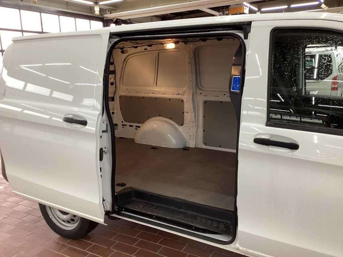 Mercedes-Benz eVito 112 Klima Kamera Audio30 Heckklappe - Mažas furgonas, Elektrinis furgonas: foto 5 Mercedes-Benz eVito 112 Klima Kamera Audio30 Heckklappe - Mažas furgonas, Elektrinis furgonas: foto 5