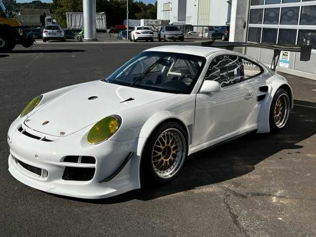 Porsche 997 GT2 RSR Rennwagen - Lengvasis automobilis: foto 2 Porsche 997 GT2 RSR Rennwagen - Lengvasis automobilis: foto 2