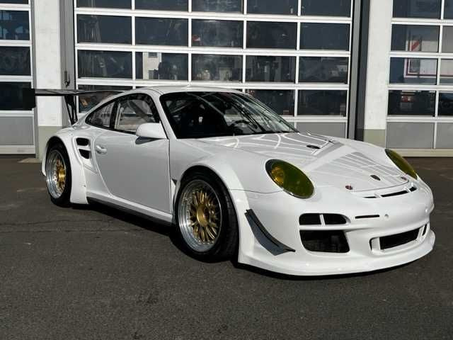 Porsche 997 GT2 RSR Rennwagen - Lengvasis automobilis: foto 1 Porsche 997 GT2 RSR Rennwagen - Lengvasis automobilis: foto 1