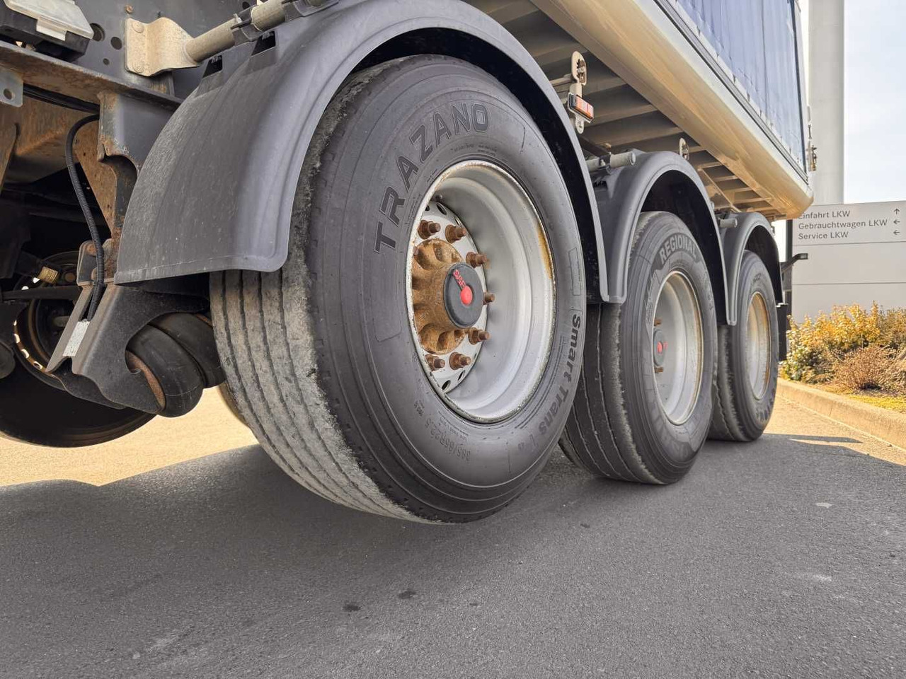 Savivartis puspriekabė Schmitz Cargobull SGF*S3 SKI 24 SL 7.2 Mulde 23m³ Liftachse 5x Schmitz Cargobull SGF*S3 SKI 24 SL 7.2 Alu-Mulde 23m³ Liftachse: foto 13 Savivartis puspriekabė Schmitz Cargobull SGF*S3 SKI 24 SL 7.2 Mulde 23m³ Liftachse 5x Schmitz Cargobull SGF*S3 SKI 24 SL 7.2 Alu-Mulde 23m³ Liftachse: foto 13