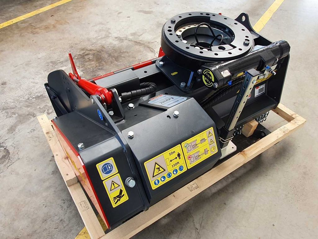 Seppi M. BMS-F 125 Forstmulcher 10-20t Drehmotor - Miško smulkintuvas: foto 5 Seppi M. BMS-F 125 Forstmulcher 10-20t Drehmotor - Miško smulkintuvas: foto 5