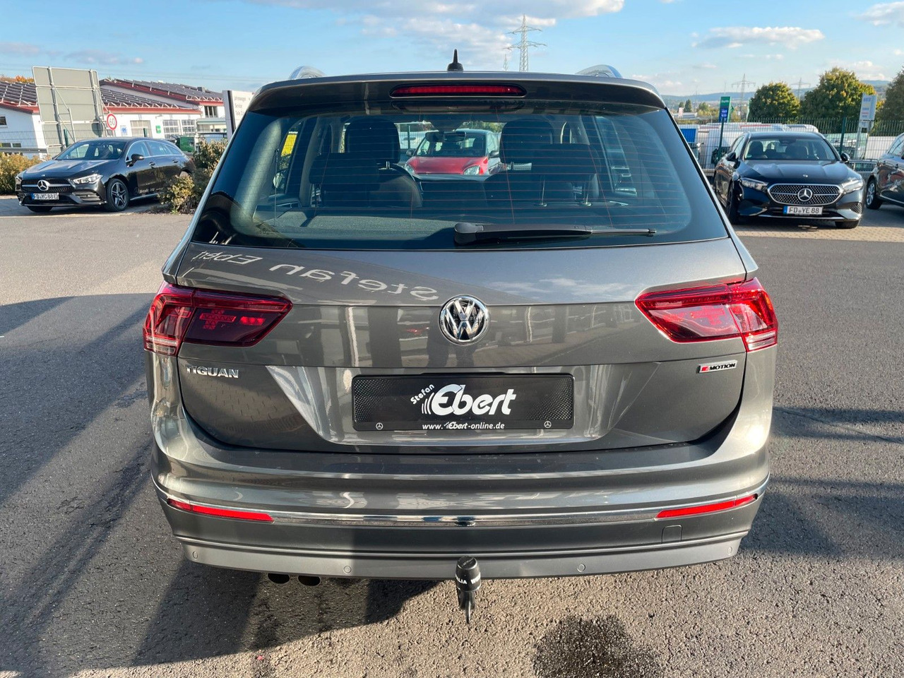 Volkswagen Tiguan 2.0 TSI Highline 4M AHK+LED+DAB+ACC+PDC - Visureigis: foto 4 Volkswagen Tiguan 2.0 TSI Highline 4M AHK+LED+DAB+ACC+PDC - Visureigis: foto 4