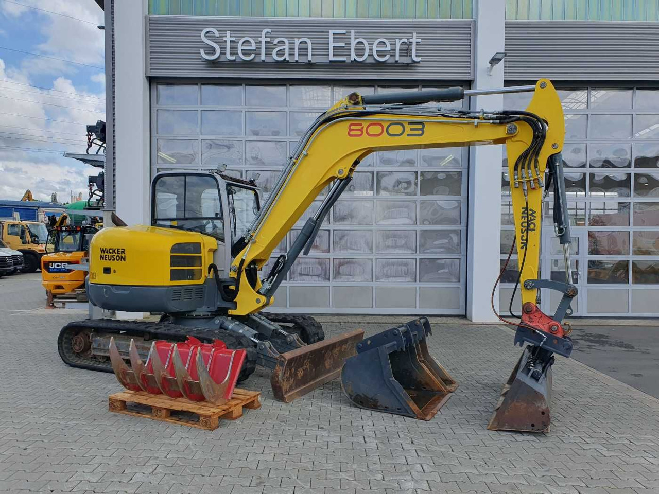 Wacker 8003 / MS08 / nur 4.035h / 2014 / Löffelpaket - Mini ekskavatorius: foto 1 Wacker 8003 / MS08 / nur 4.035h / 2014 / Löffelpaket - Mini ekskavatorius: foto 1