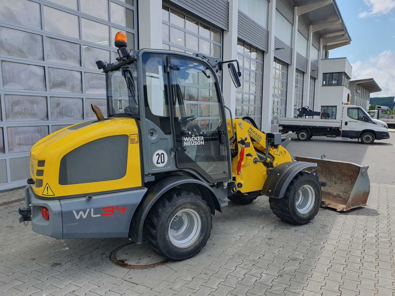Wacker WL34 (RL40) / Schaufel + Gabel / nur 743h / 62PS - Ratinis krautuvas: foto 4 Wacker WL34 (RL40) / Schaufel + Gabel / nur 743h / 62PS - Ratinis krautuvas: foto 4