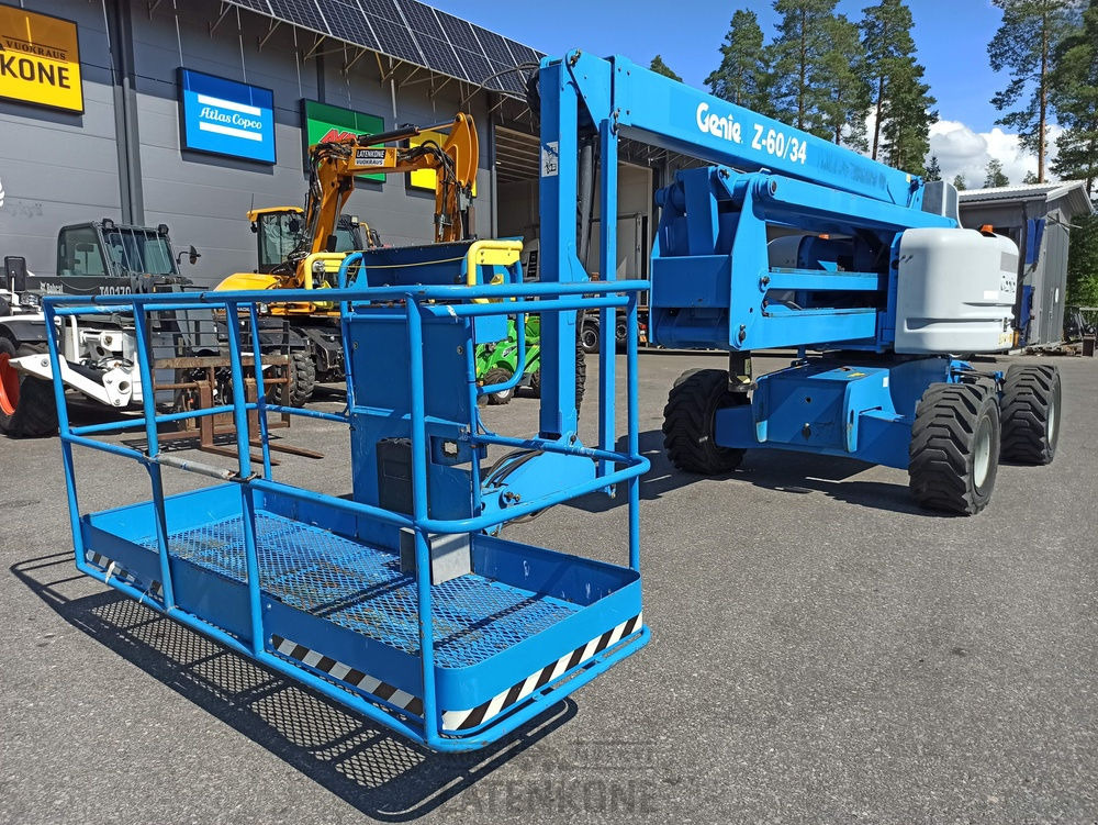 Genie Z-60/34J RT 4x4 Kuukulkija - Alkūninis keltuvas: foto 4 Genie Z-60/34J RT 4x4 Kuukulkija - Alkūninis keltuvas: foto 4