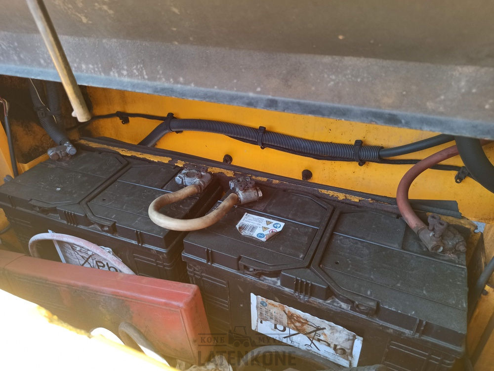 Ratinis krautuvas JCB 411B  HT pyöräkuormaaja: foto 18