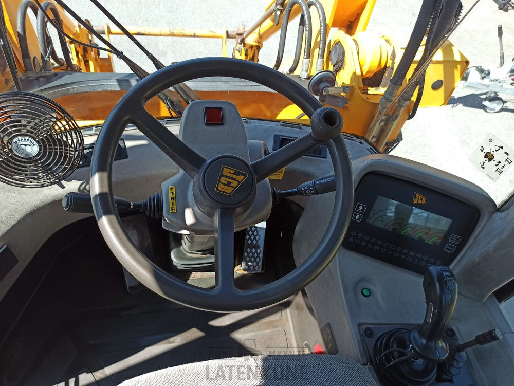Ratinis krautuvas JCB 411B  HT pyöräkuormaaja: foto 10