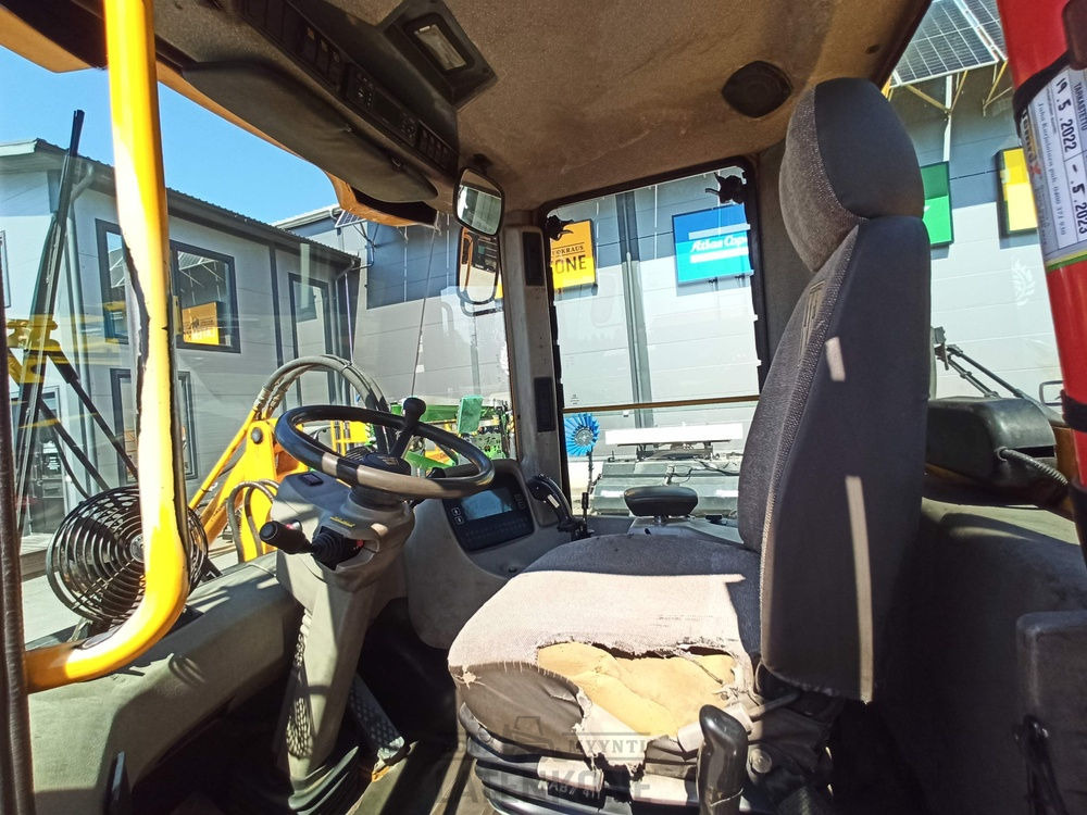 Ratinis krautuvas JCB 411B  HT pyöräkuormaaja: foto 9