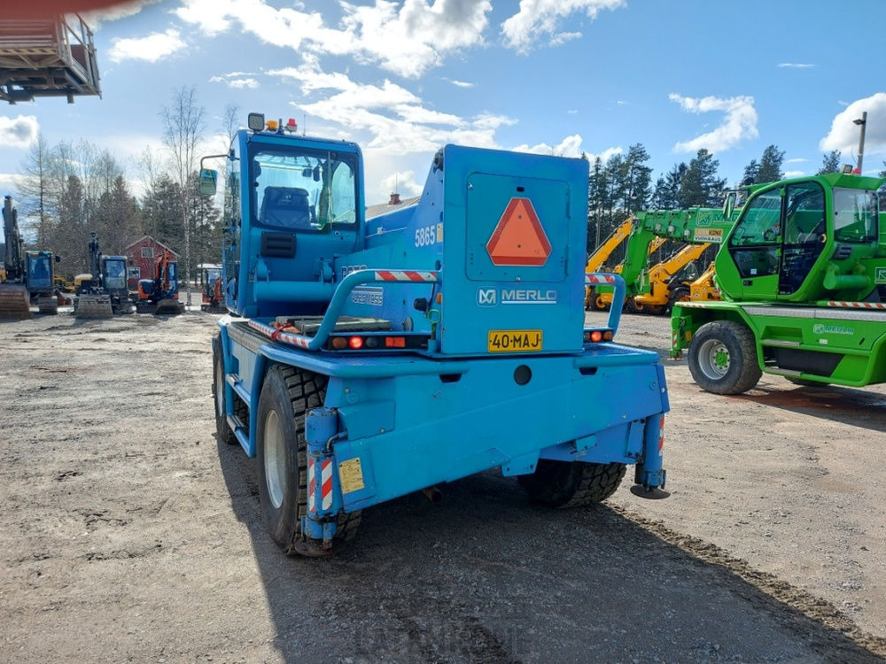 Merlo Roto 40.25MCSS with basket and jib - Teleskopinis krautuvas: foto 4 Merlo Roto 40.25MCSS with basket and jib - Teleskopinis krautuvas: foto 4