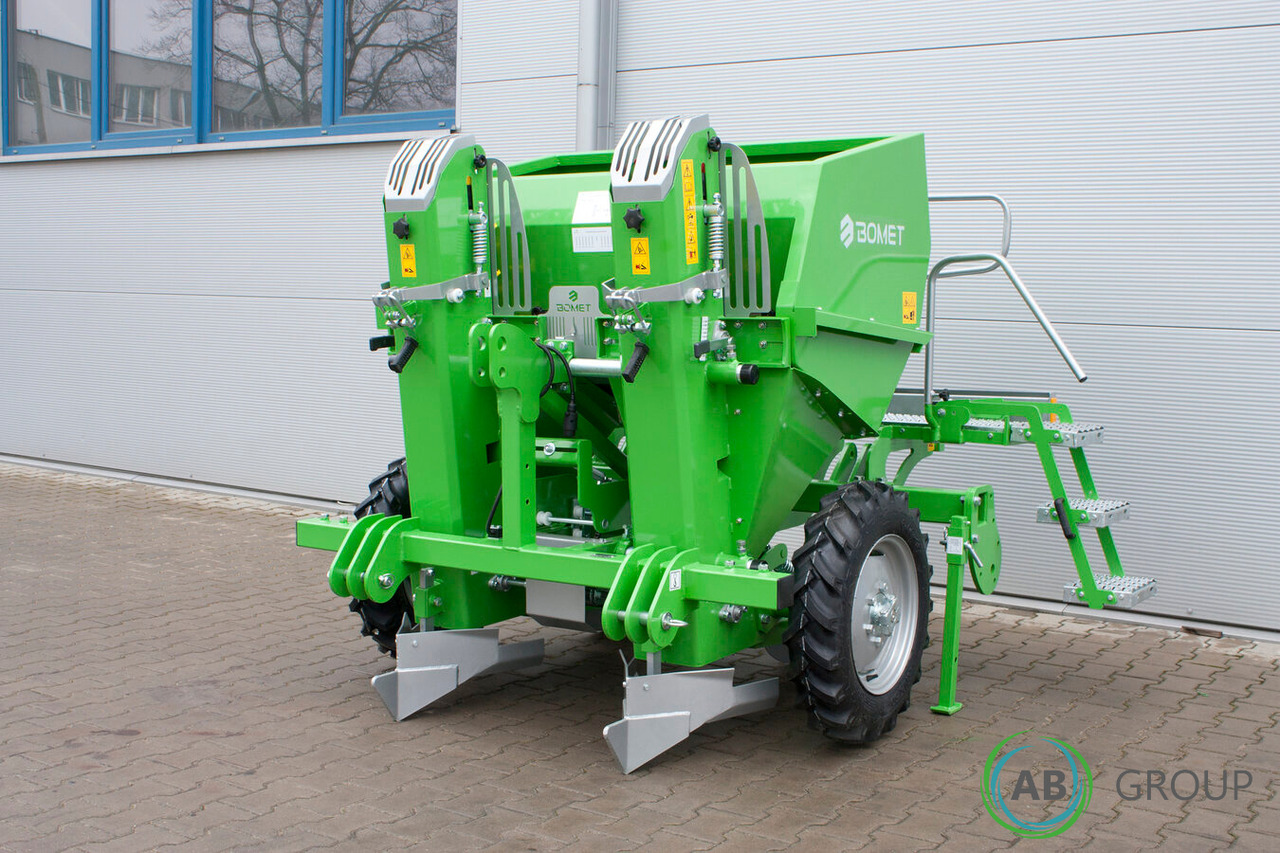 Bomet Gemini S339/1 two-row potato planter (inter-row width: 75 - 90 cm) - Bulvių sodinamoji: foto 4 Bomet Gemini S339/1 two-row potato planter (inter-row width: 75 - 90 cm) - Bulvių sodinamoji: foto 4
