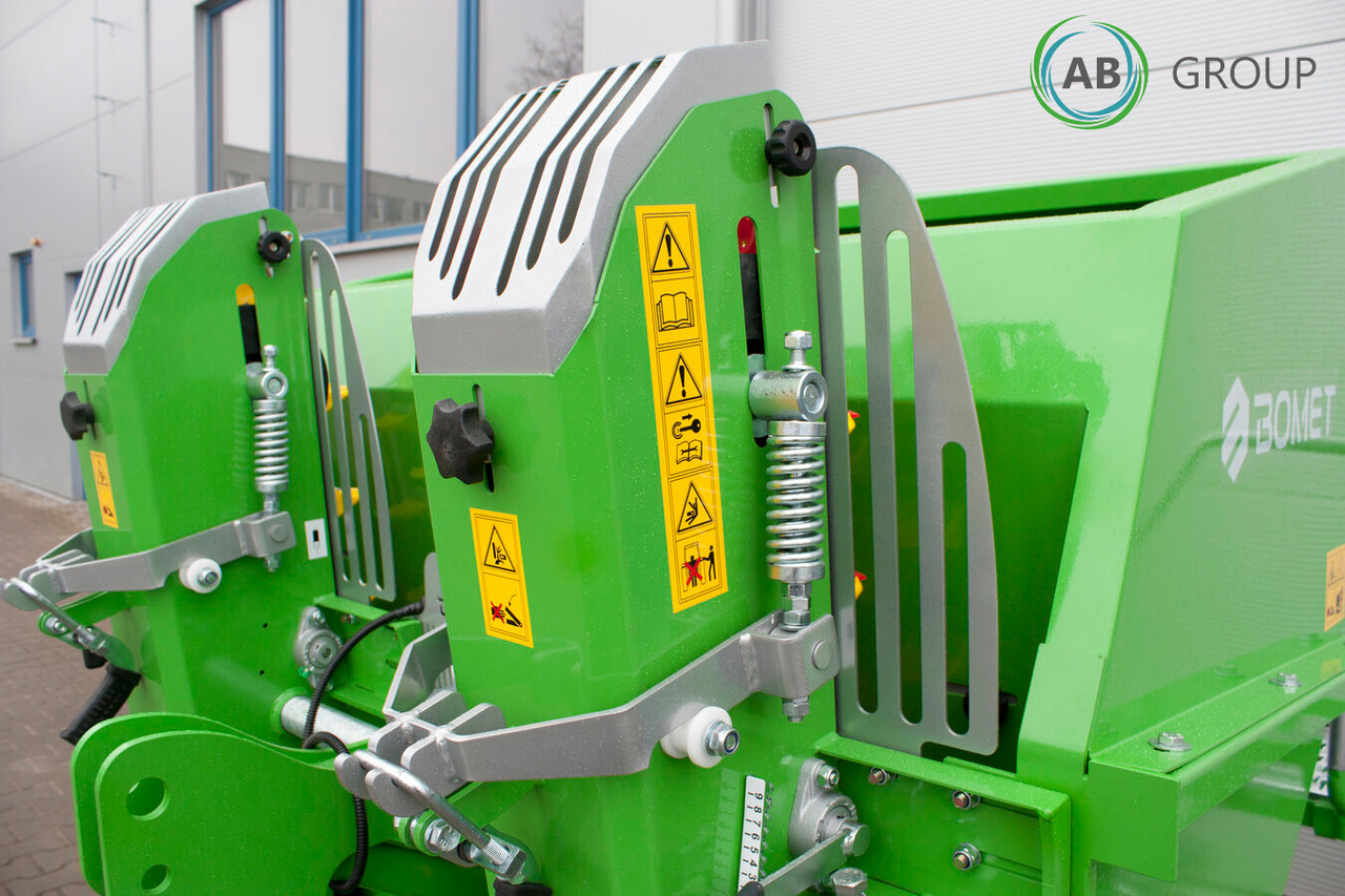 Bomet Gemini S339 two-row potato planter (inter-row width: 67.5 - 80 cm) - Bulvių sodinamoji: foto 2 Bomet Gemini S339 two-row potato planter (inter-row width: 67.5 - 80 cm) - Bulvių sodinamoji: foto 2