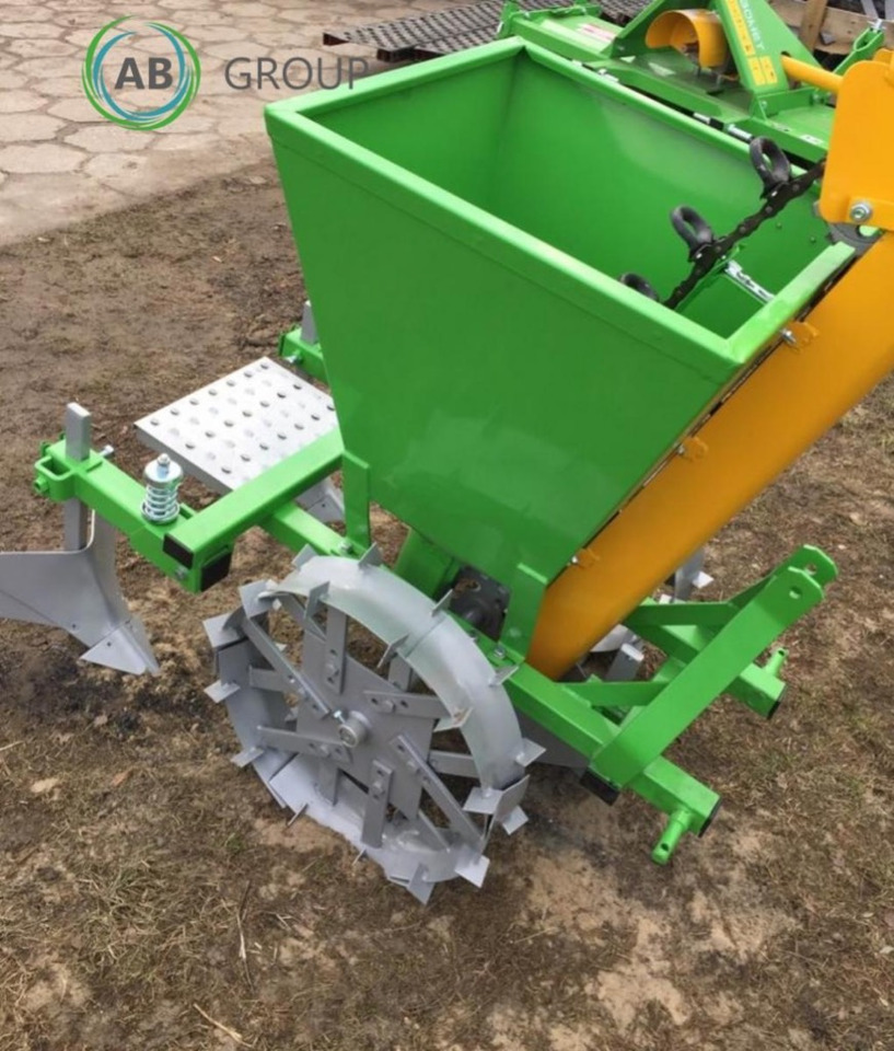 Bomet single-row potato planter Gemini S 239/2 - Bulvių sodinamoji: foto 2 Bomet single-row potato planter Gemini S 239/2 - Bulvių sodinamoji: foto 2