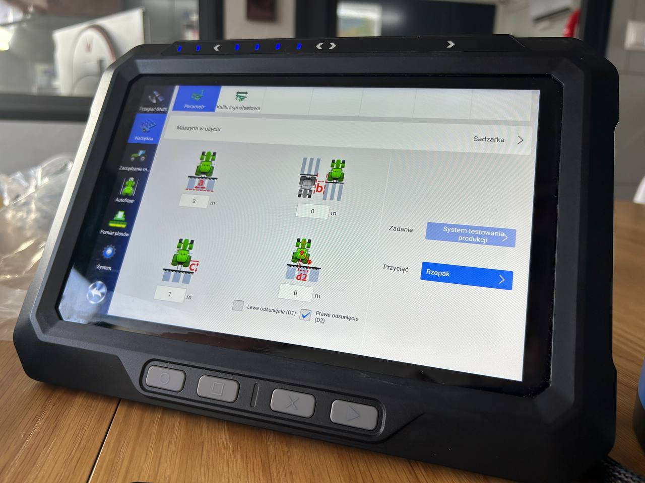 DOKEN AF305 ? Profesjonalna Nawigacja Rolnicza RTK 2,5 cm - Navigacijos sistema - Žemės ūkio technika: foto 4 DOKEN AF305 ? Profesjonalna Nawigacja Rolnicza RTK 2,5 cm - Navigacijos sistema - Žemės ūkio technika: foto 4