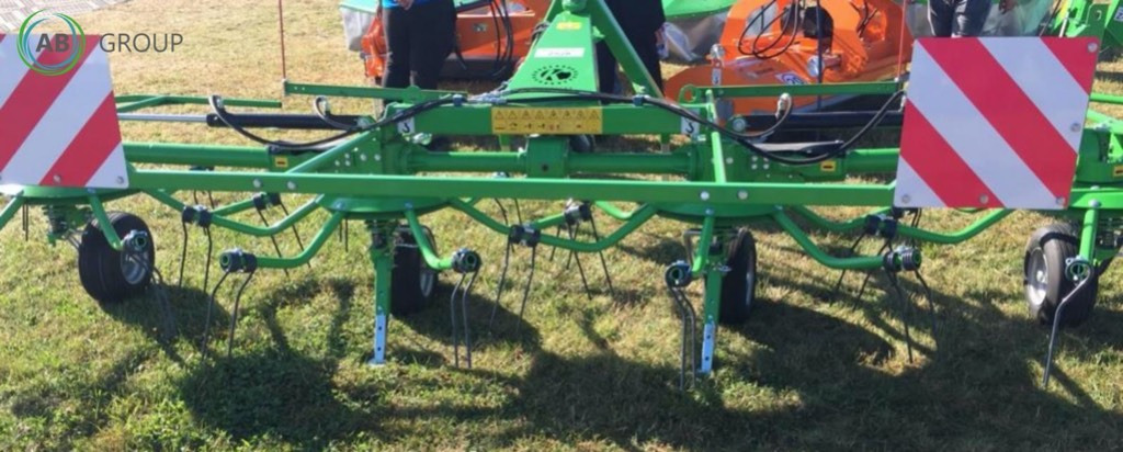 Kowalski rotary tedder Z528 (PKM53), 5,3 m - Šieno grėblys/ Vartytuvas: foto 1 Kowalski rotary tedder Z528 (PKM53), 5,3 m - Šieno grėblys/ Vartytuvas: foto 1