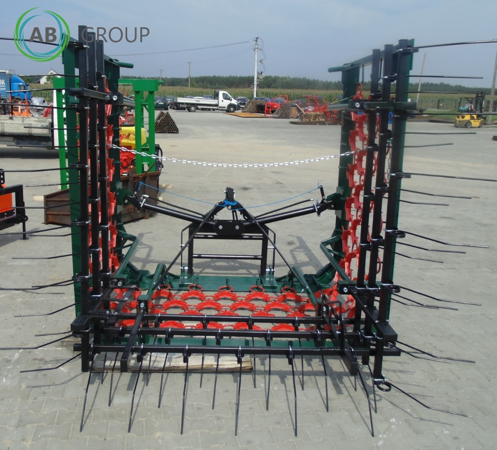 Metal-Technik weeder drag 6 m - Pievų priežiūros akėčių: foto 1 Metal-Technik weeder drag 6 m - Pievų priežiūros akėčių: foto 1