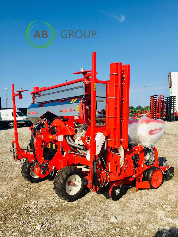 Ozdoken VPKT-DG8 eight-row pneumatic precision seeder with depth fertilization - Tikslaus išsėjimo sėjamoji: foto 4 Ozdoken VPKT-DG8 eight-row pneumatic precision seeder with depth fertilization - Tikslaus išsėjimo sėjamoji: foto 4
