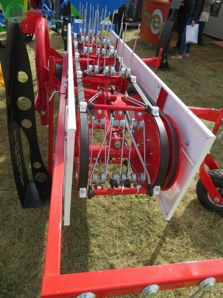 Taret belt rake Z296 - Šieno grėblys/ Vartytuvas: foto 5 Taret belt rake Z296 - Šieno grėblys/ Vartytuvas: foto 5