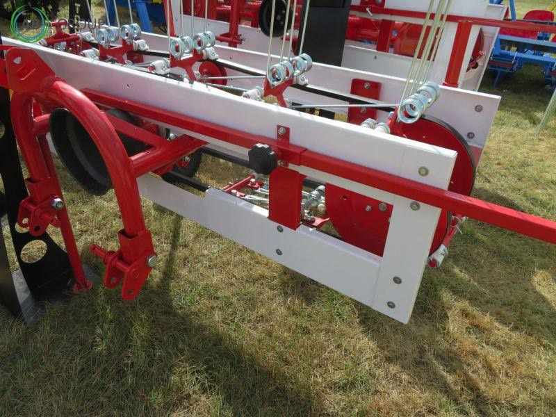 Taret belt rake Z296 - Šieno grėblys/ Vartytuvas: foto 4 Taret belt rake Z296 - Šieno grėblys/ Vartytuvas: foto 4