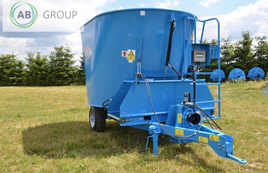 Zamet feed wagon Fider 10 m3 - Pašarų maišytuvas: foto 3 Zamet feed wagon Fider 10 m3 - Pašarų maišytuvas: foto 3