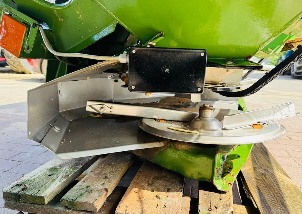 Amazone ZA-M maxiS - Trąšų barstytuvas: foto 2 Amazone ZA-M maxiS - Trąšų barstytuvas: foto 2