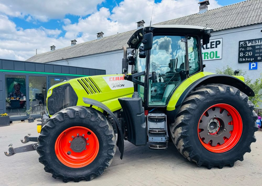 Claas Arion 640 - Traktorius: foto 2 Claas Arion 640 - Traktorius: foto 2