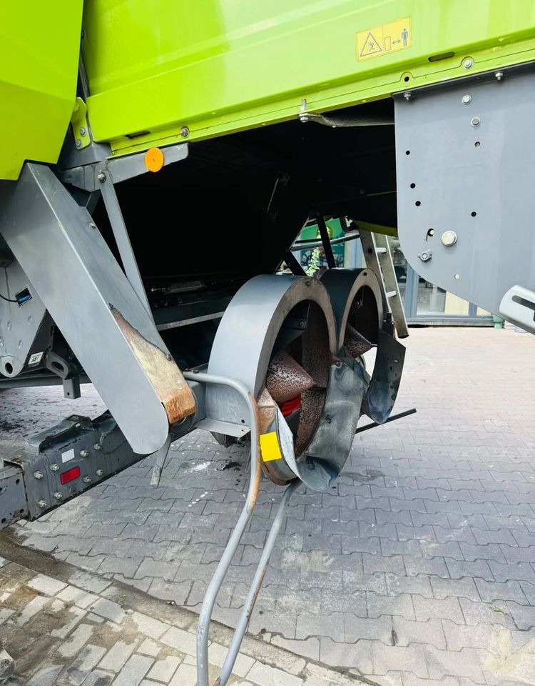 Claas Tucano 450 - Derliaus nuėmimo kombainas: foto 4 Claas Tucano 450 - Derliaus nuėmimo kombainas: foto 4