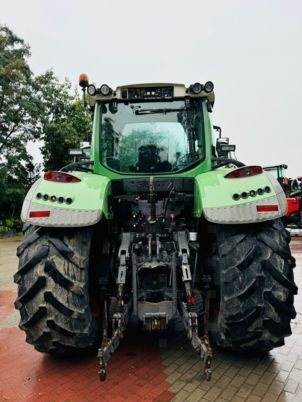 Fendt 724 VARIO PROFI - Traktorius: foto 4 Fendt 724 VARIO PROFI - Traktorius: foto 4