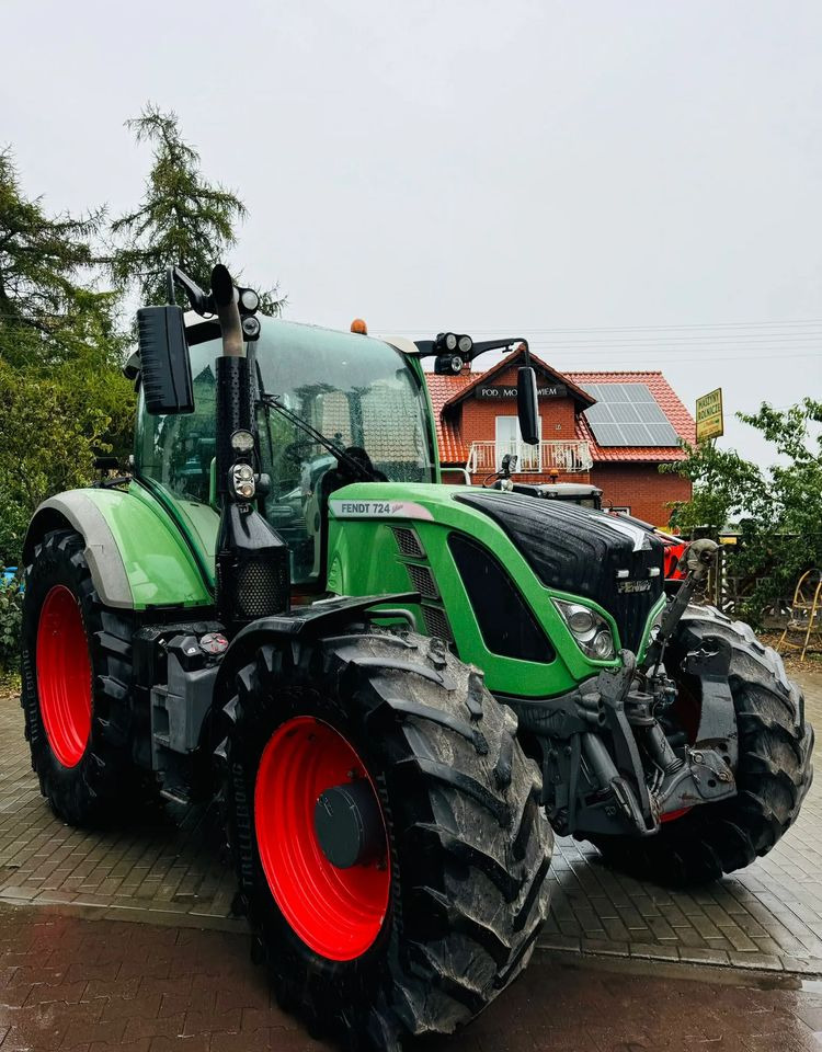 Fendt 724 VARIO PROFI - Traktorius: foto 1 Fendt 724 VARIO PROFI - Traktorius: foto 1