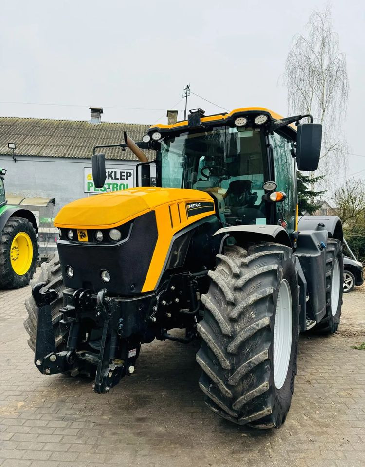 JCB FASTRAC 4220 - Traktorius: foto 1 JCB FASTRAC 4220 - Traktorius: foto 1