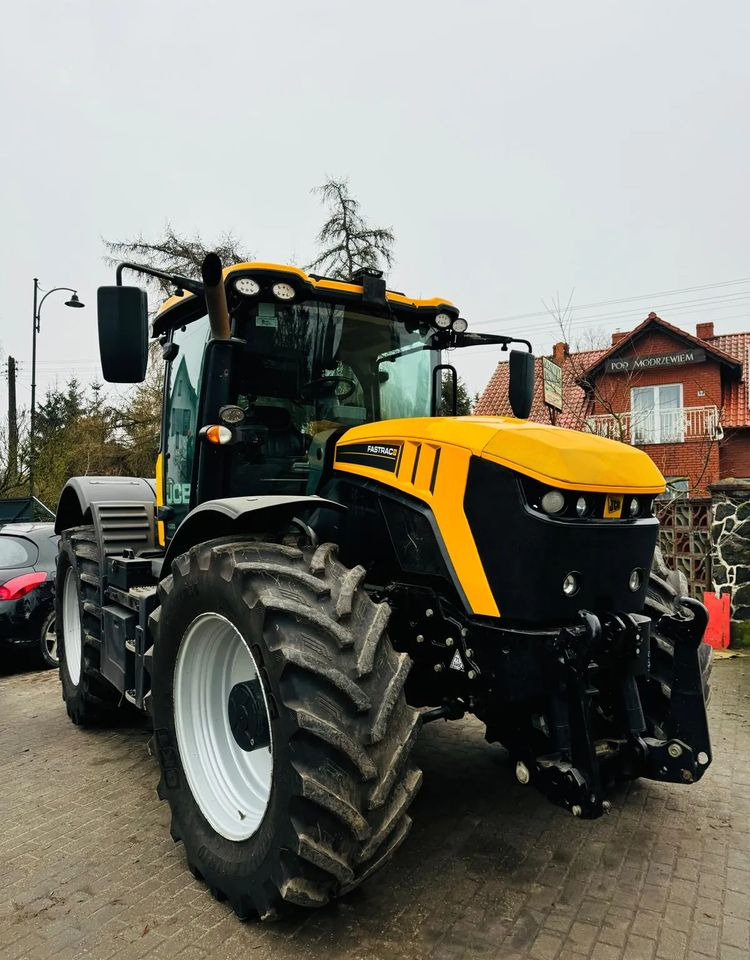 JCB FASTRAC 4220 - Traktorius: foto 3 JCB FASTRAC 4220 - Traktorius: foto 3