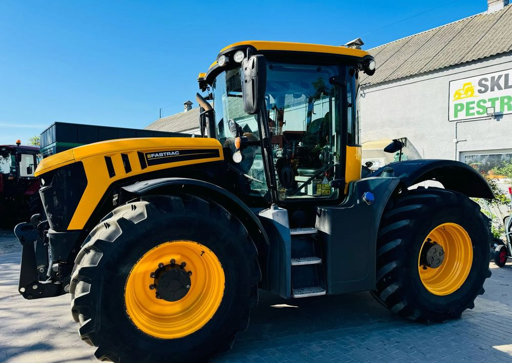 JCB Fastrac 4220 - Traktorius: foto 1 JCB Fastrac 4220 - Traktorius: foto 1