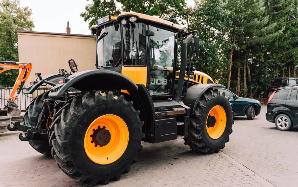 JCB Fastrac 4220 - Traktorius: foto 4 JCB Fastrac 4220 - Traktorius: foto 4