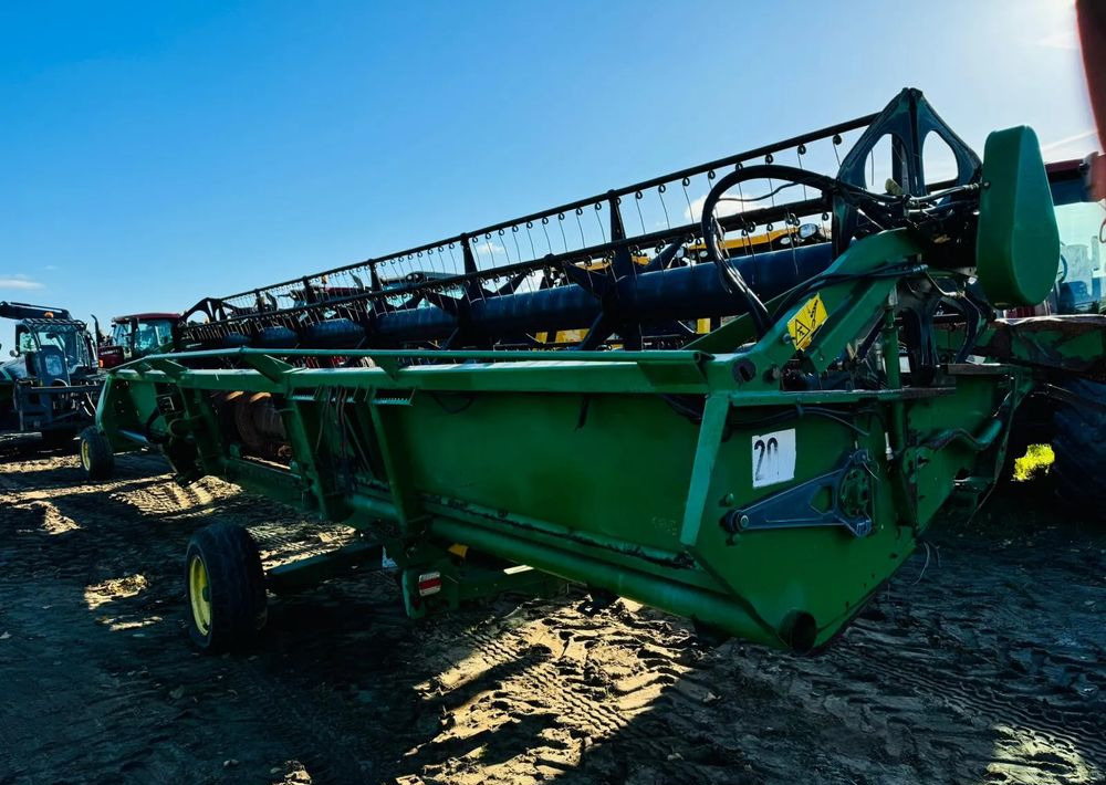 John Deere 630R - Grūdų pjaunamoji: foto 2 John Deere 630R - Grūdų pjaunamoji: foto 2